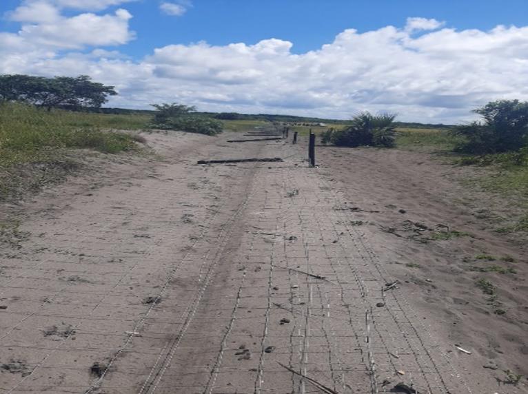 Damaged Park access in the Ozabeni section